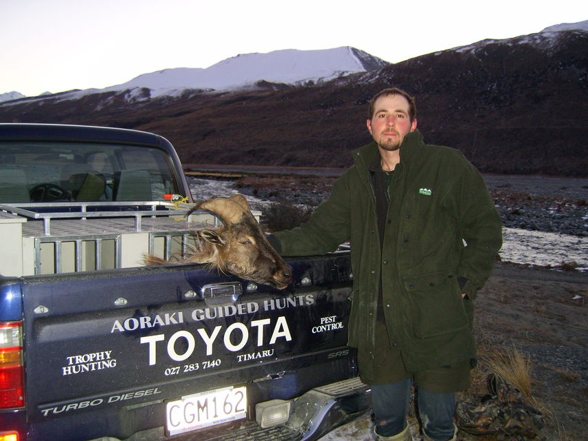Click to view full size image
 ============== 
Brad ( Texas ) back at the truck after a big day on the hill - free range 
