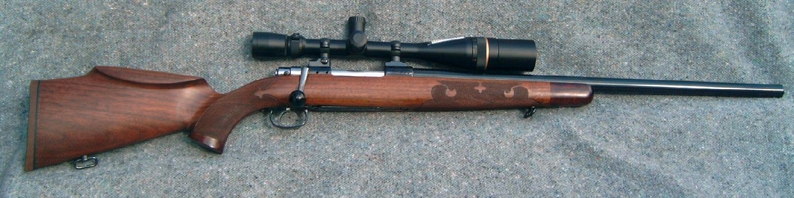 Fox Terminator
Mauser 98 -  cal. .220 Swift
Leupold Vari Xlll 6,5-20x40
Stok made of Walnut
