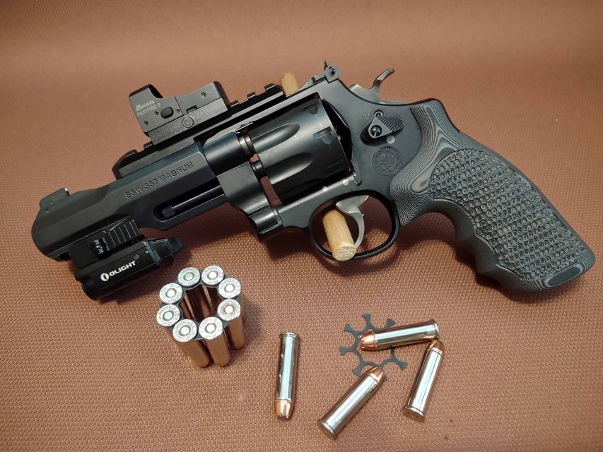 Click to view full size image
 ============== 
S&W 327 after mods 
